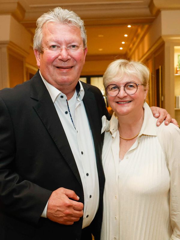 Claus R. Mayer (Vizepraesident Berlin Capital Club), Silvia Burgmaier