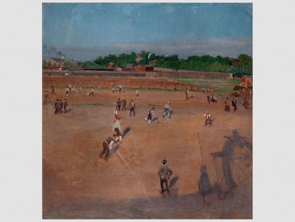 Fußballfeld ohne Rasen 