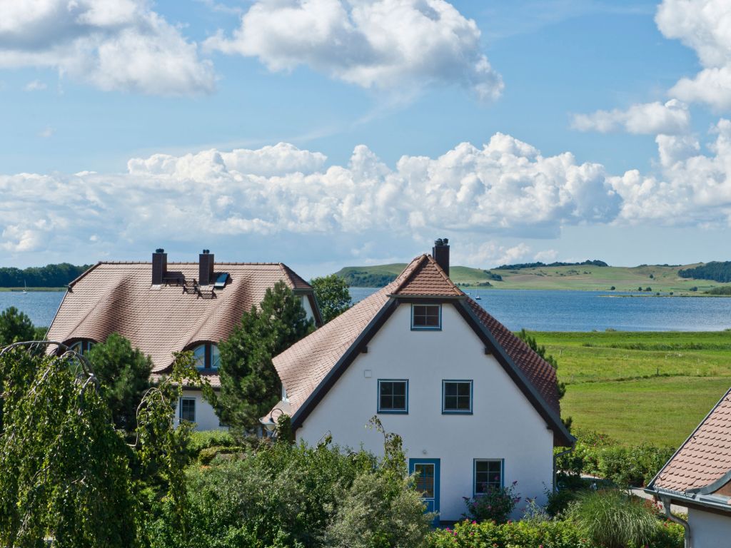 Hotel Jaromar mit Meer im Hintergrund