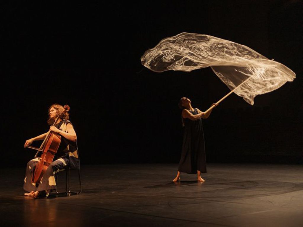 Anastasia Kobekina & Sasha Waltz © Dovile Sermokas / Sony Music Entertainment 