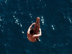 Kraftvoll in Bewegung für einen aktiven Lebensstil