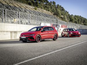 Golf GTI EDITION 50 und Golf GTI W12-650
